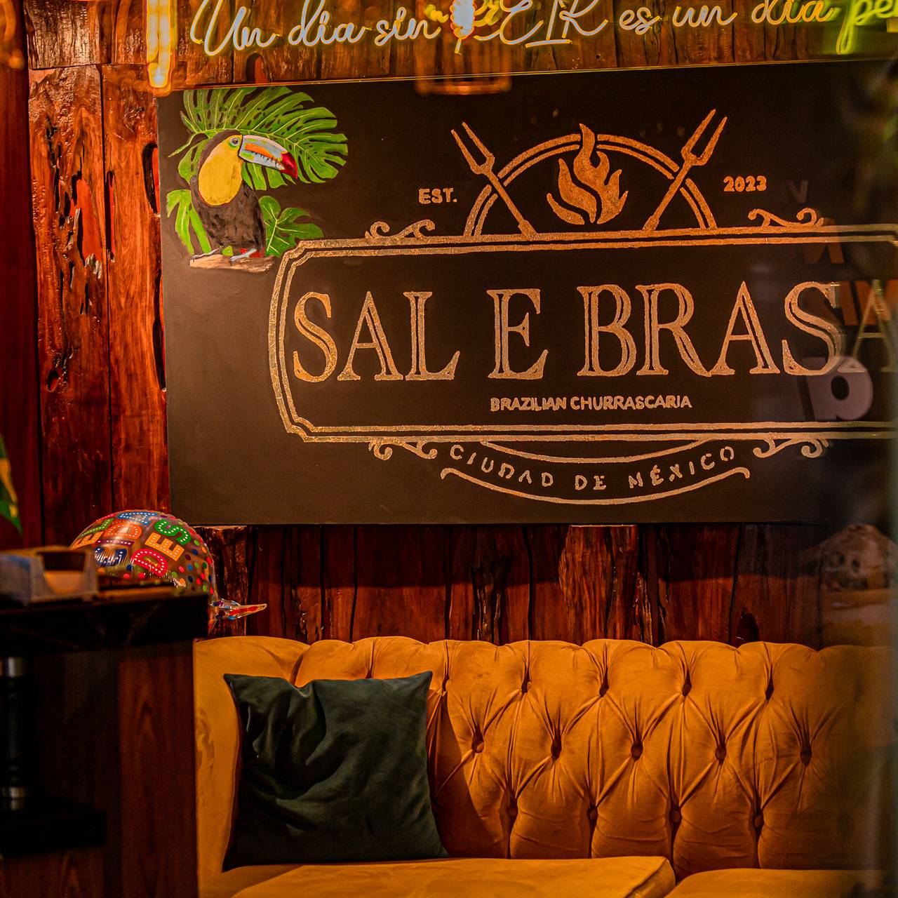 Sal & Brasas, Restaurantes