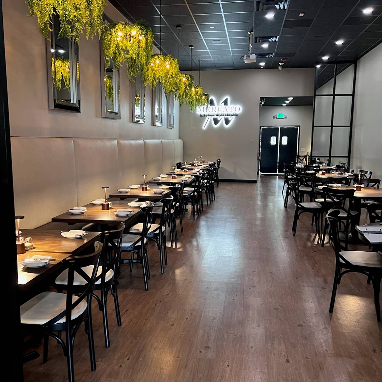 Mercato massapequa sales