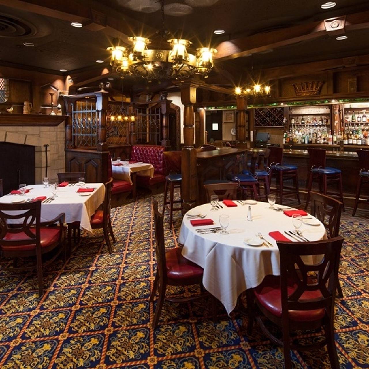Lord Es Restaurant Rochester Mn Opentable
