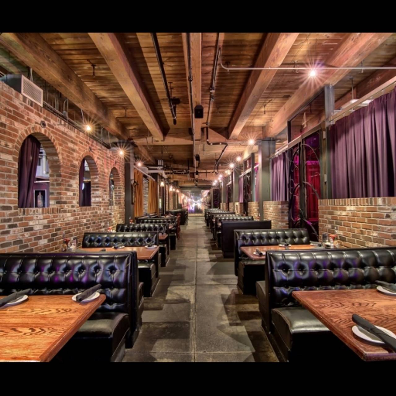 Jazmoz Bourbon Street Cafe Okc Bricktown Restaurant Oklahoma Jazmoz Bourbon Street Cafe Okc Bricktown Oklahoma City Ok
