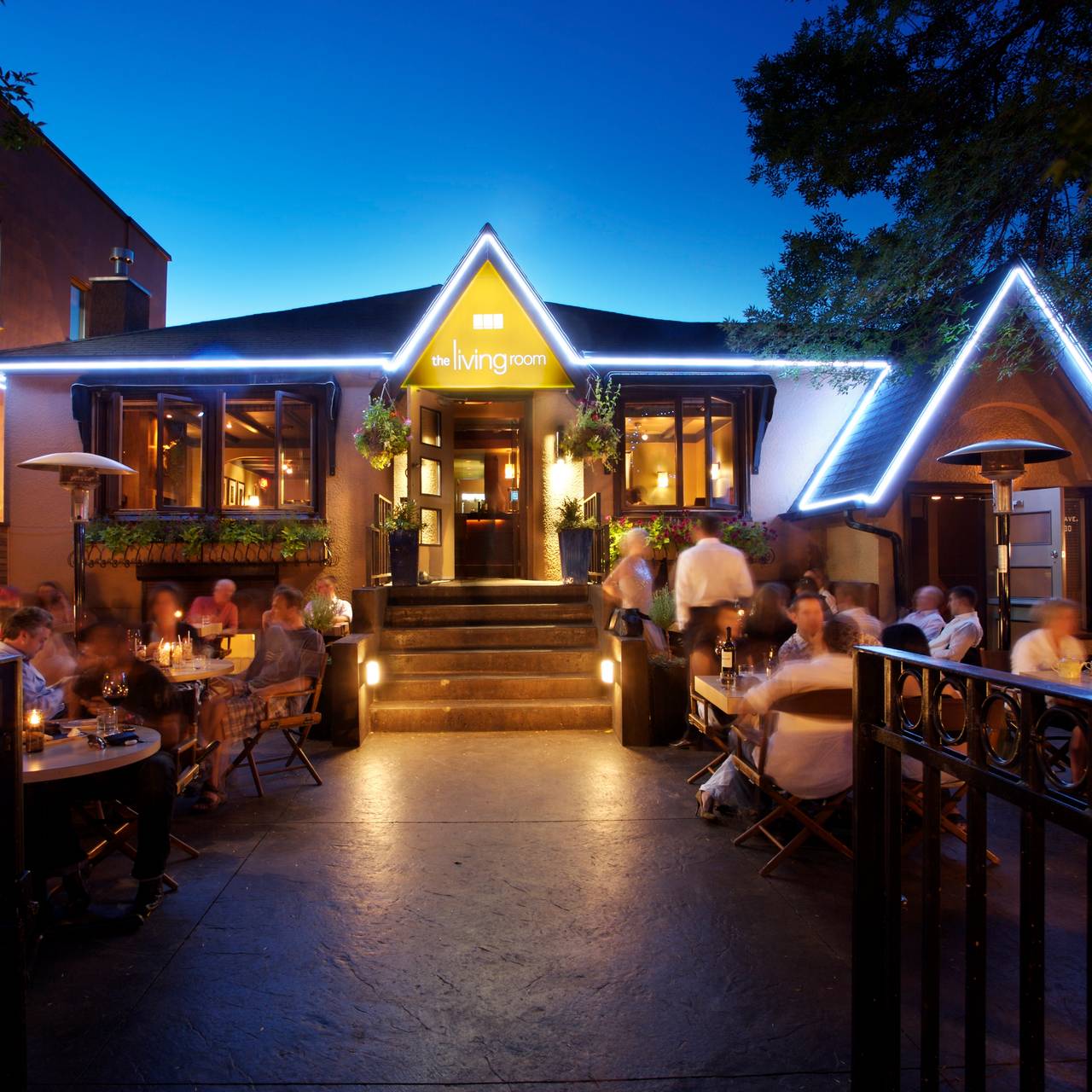 The Living Room Restaurant Calgary Ab Opentable
