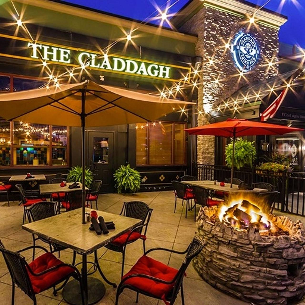 Claddagh Irish Pub Eastwood Towne Center Restaurant Lansing Mi Claddagh Irish Pub Eastwood Towne Center Lansing Mi