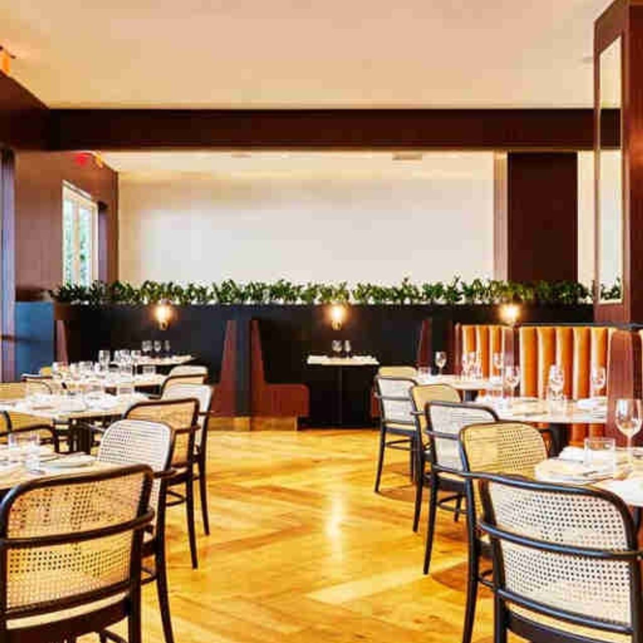 Nautilus Cabana Club Restaurant Miami Beach Fl Opentable Nautilus Cabana Club Miami Beach Fl