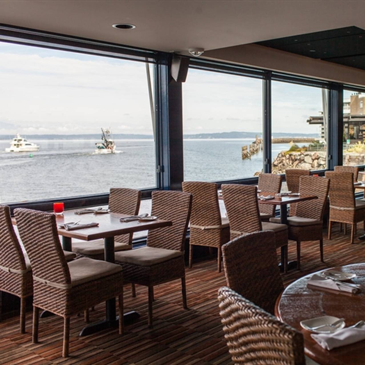 Ray S Boathouse Restaurant Seattle Wa Opentable Ray S Boathouse Seattle Wa