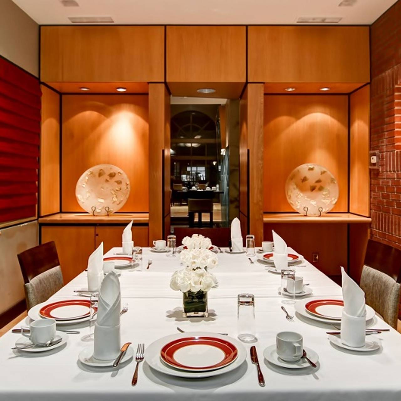 Hemispheres Restaurant Bistro Toronto On Opentable