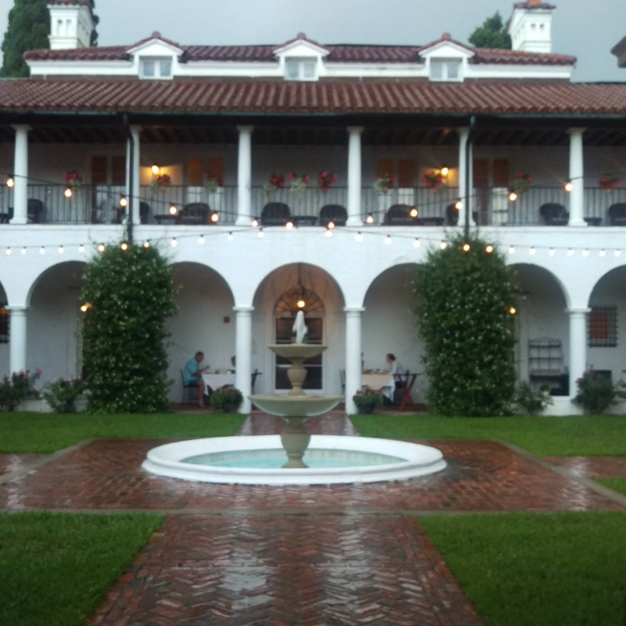 Permanently Closed Courtyard At Crane Jekyll Island Club Hotel