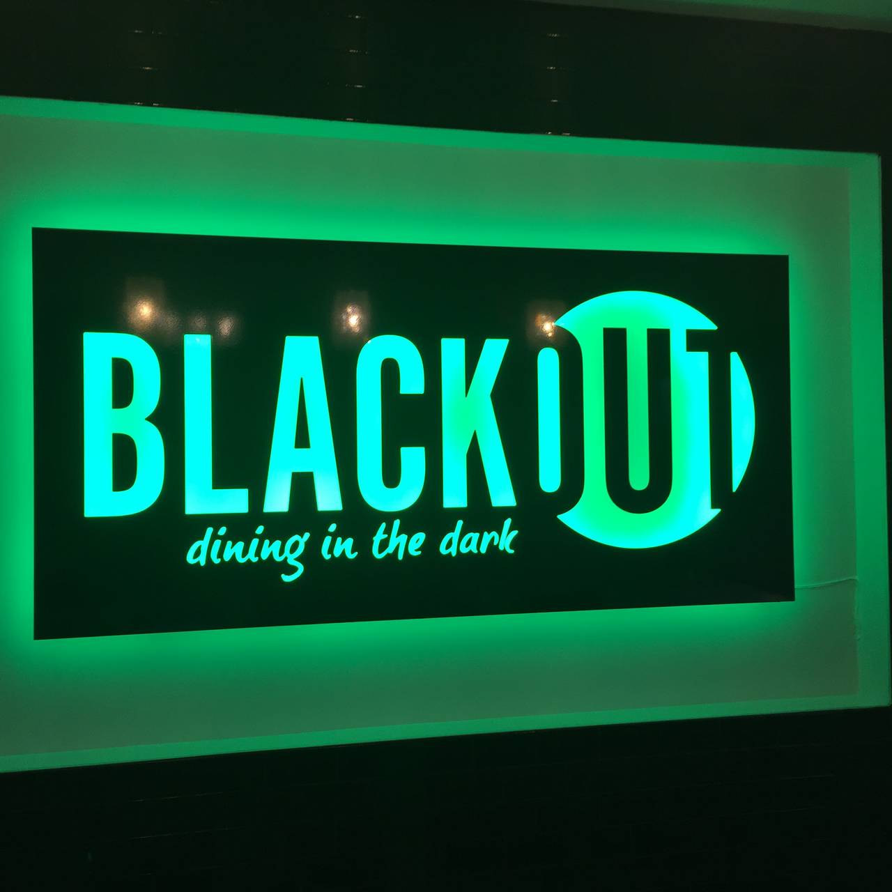 Blackout Dining In The Dark Restaurant Las Vegas Nv Opentable