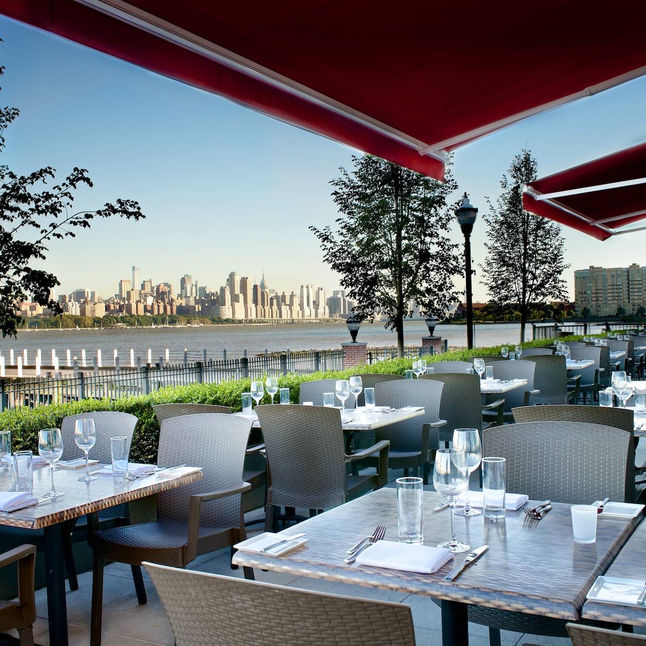 Haven Riverfront Restaurant And Bar Edgewater Nj Opentable