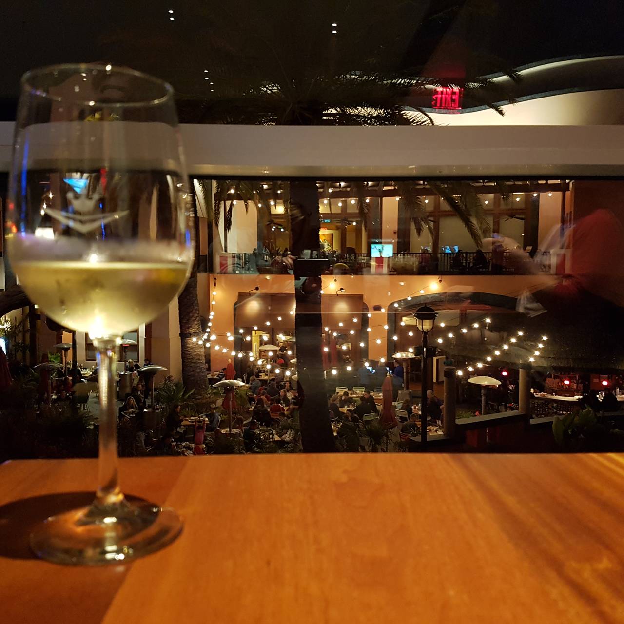 Splitsville Dining Room Restaurant Anaheim Ca Opentable