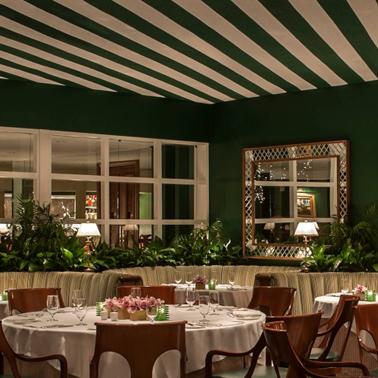 Polo Lounge The Beverly Hills Hotel Restaurant Ca Polo Lounge The Beverly Hills Hotel Ca