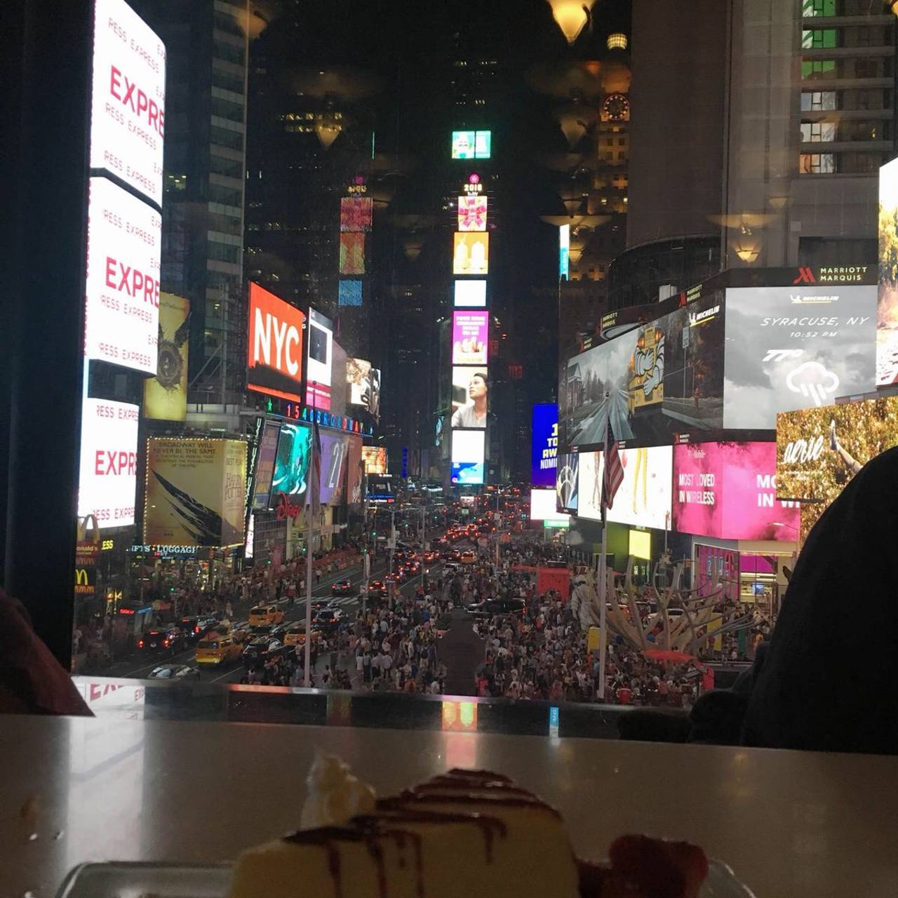 R Lounge At Two Times Square Restaurant New York NY OpenTable R Lounge At Two Times Square Restaurant New York NY OpenTable