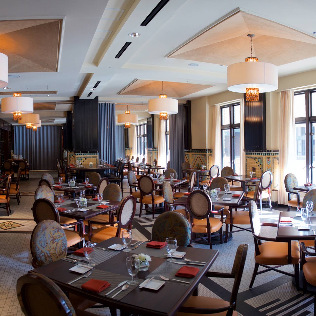 Restaurant Tower in Tula: interior, menu, own brewery Restaurant Tower in Tula: interior, menu, own brewery
