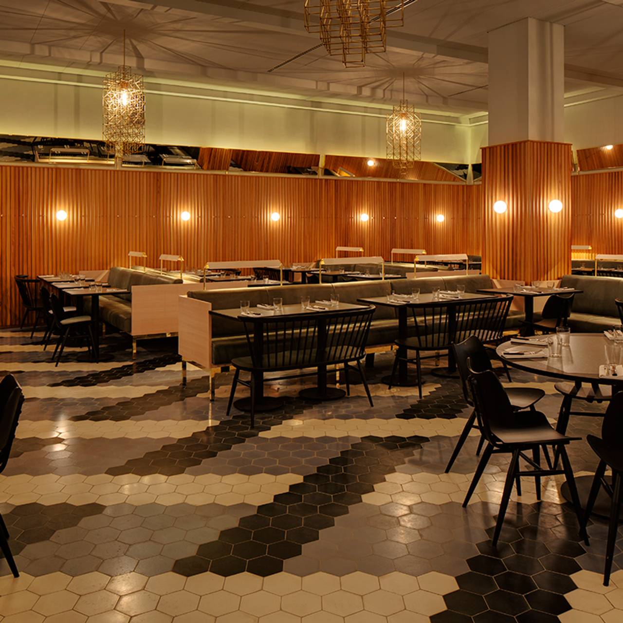 Hoi Polloi Restaurant London Opentable - 