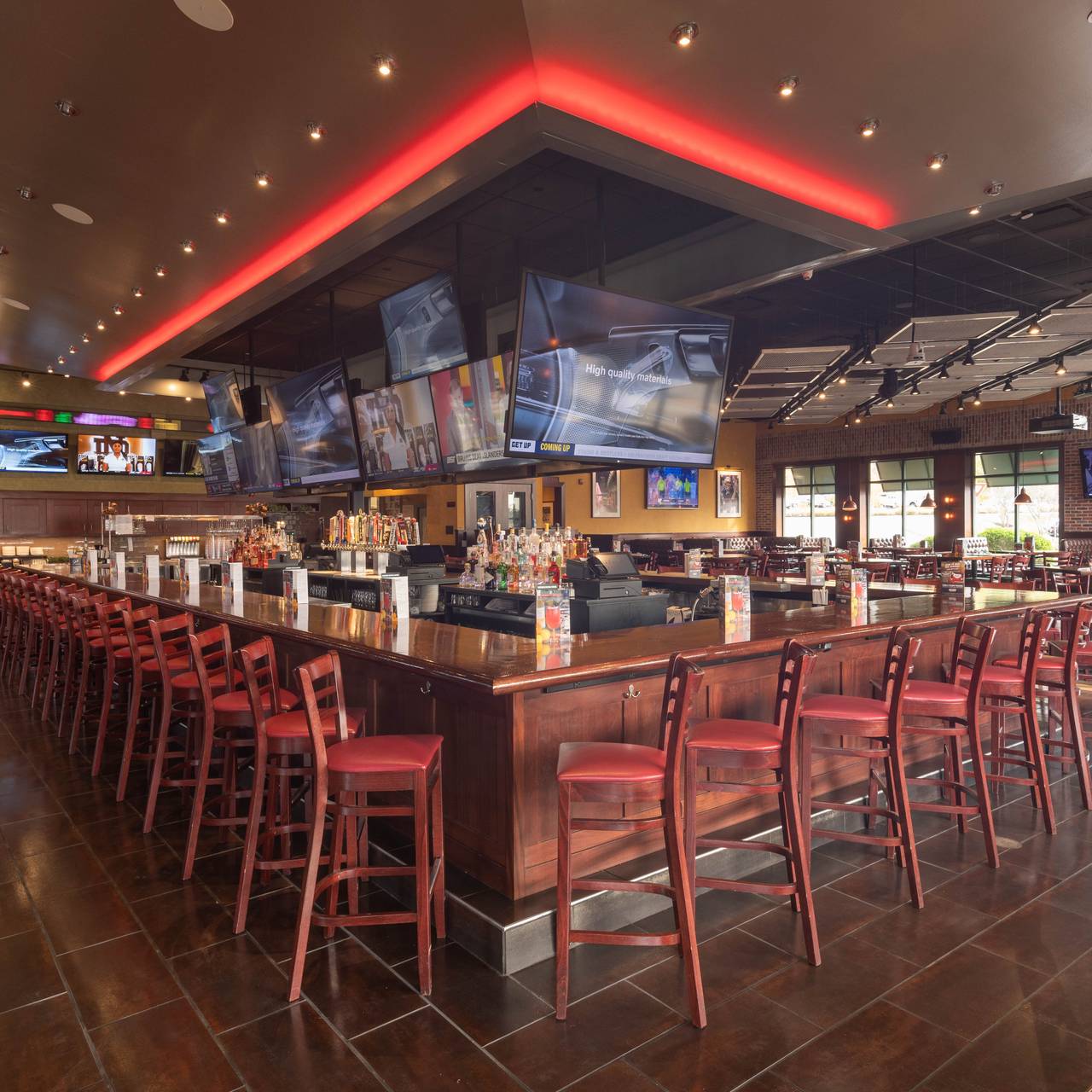 Cheer on Your Favorite Team at These Portland Area Sports Bars