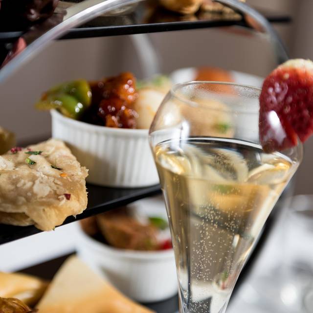 Maaya Indian Kitchen Bar Milton Keynes Buckinghamshire