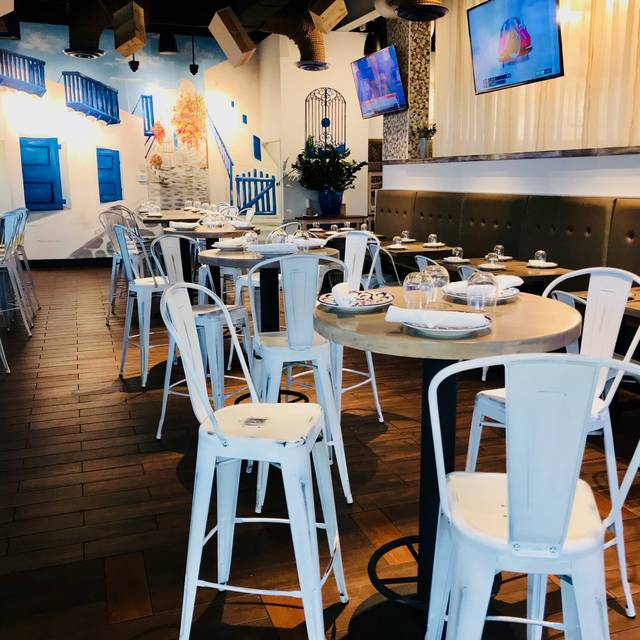 Ara Greek Kitchen Bar Restaurant Commack Ny Opentable