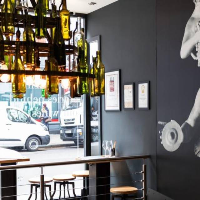 The Wine Place South Kensington Updated 2024, Italian Restaurant in