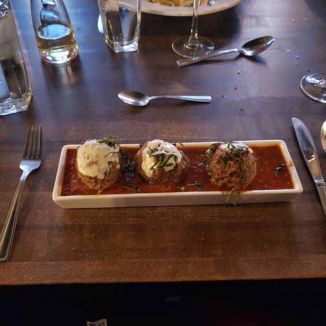 Sicilian Pasta Kitchen (South), Edmonton. Restaurant Info, Reviews