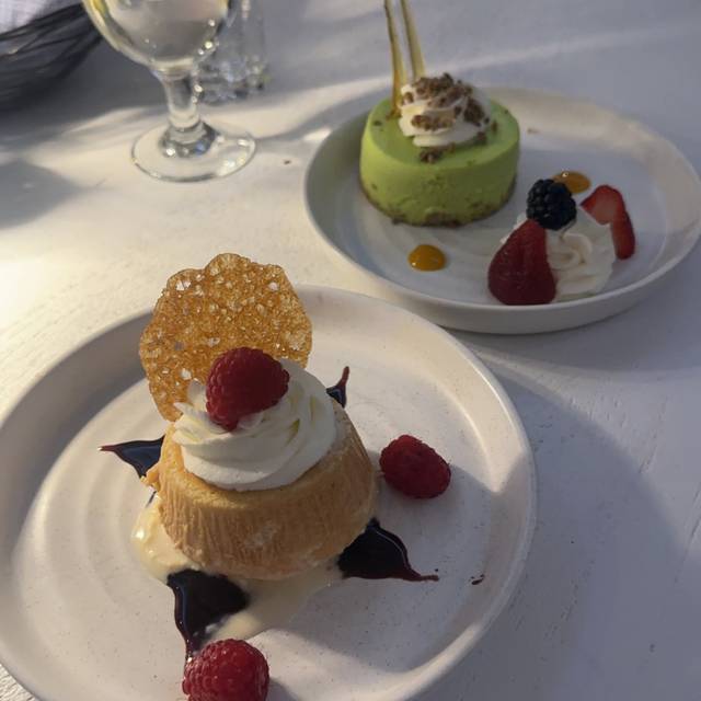 Maddy Rose at Liberty House, Jersey City. Restaurant Info, Reviews