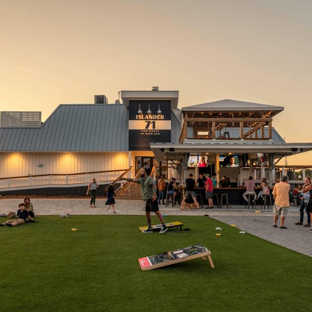 Islander 71 Fish House and Deck Bar - Updated 2026, Seafood Restaurant ...