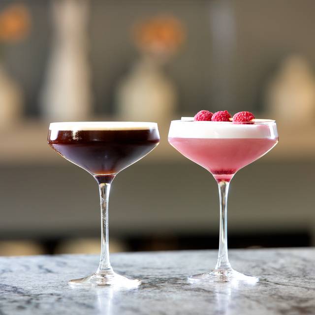 Botanica Restaurant & Bar at Bedford Hotel - London, Greater London