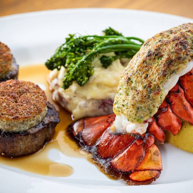 Cooper's Hawk Winery & Restaurant Kansas City Kansas City, MO