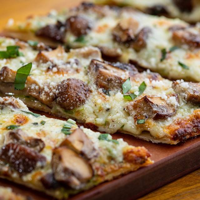 Cooper's Hawk Winery & Restaurant Orange Village Beachwood, OH