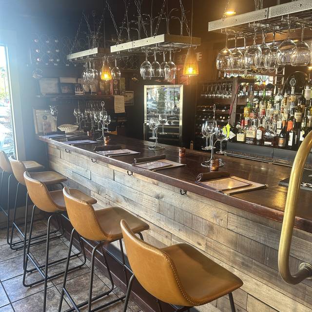 Ballou's Restaurant & Wine Bar Guilford Updated 2024, Mediterranean