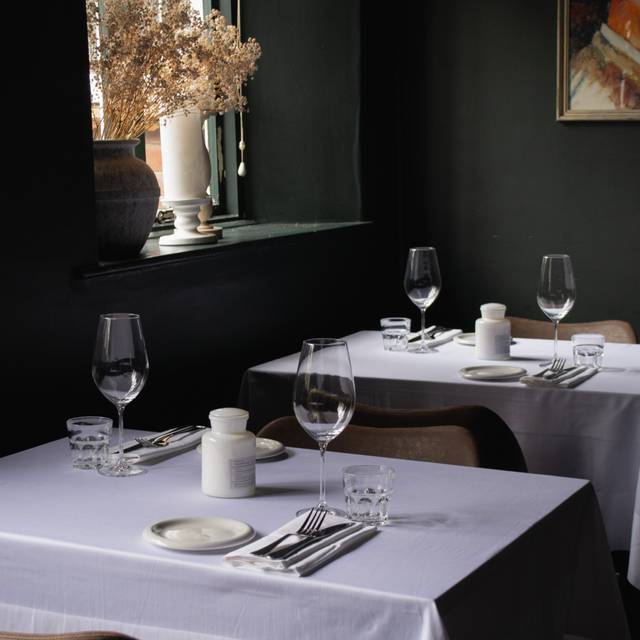 The Ash Tree Restaurant - Aylesbury, Buckinghamshire | OpenTable