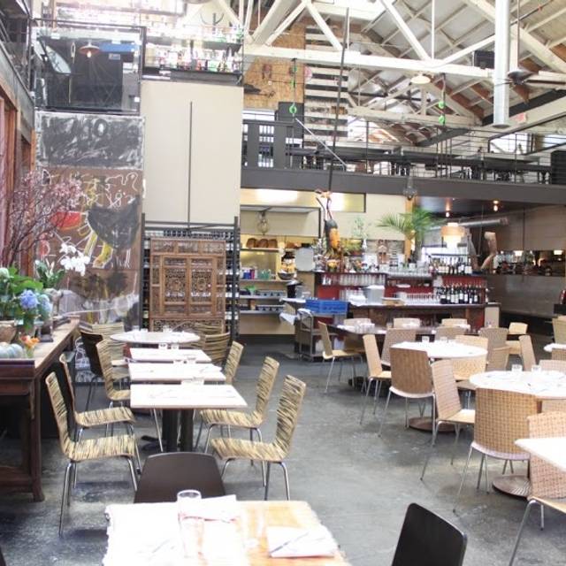 Mua Restaurant Oakland Ca Opentable Mua Oakland Ca