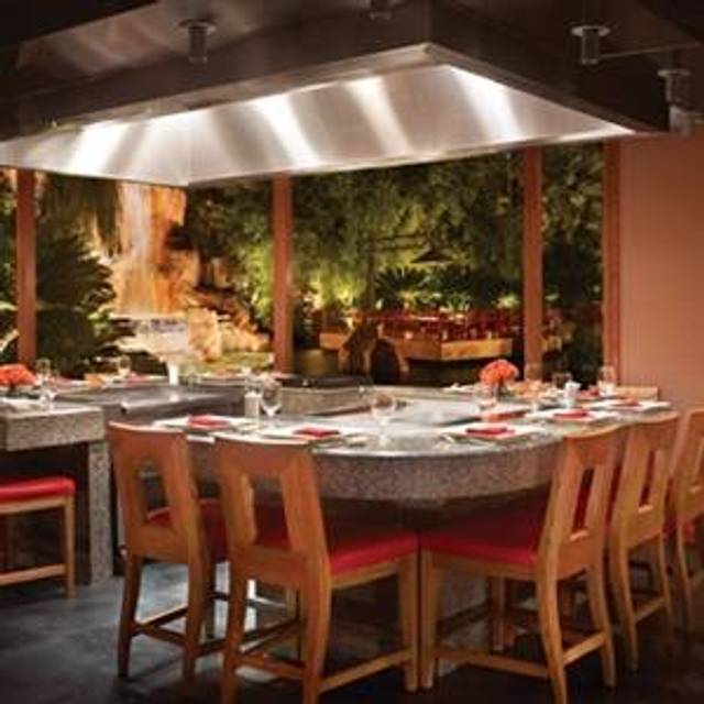 10 Restaurants Near Fashion Square Opentable