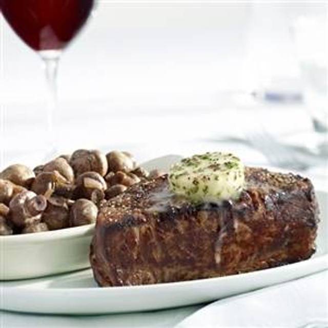 10 Restaurants Near Cool Springs Galleria Mall Opentable Stoney River Steakhouse And Grill Cool Springs