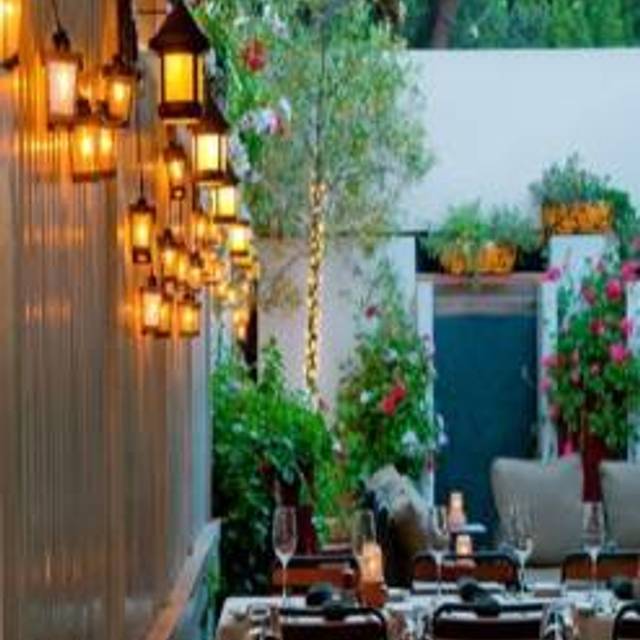 10 Restaurants In Redwood Ss Ca Opentable Mistral Restaurant Bar Redwood City