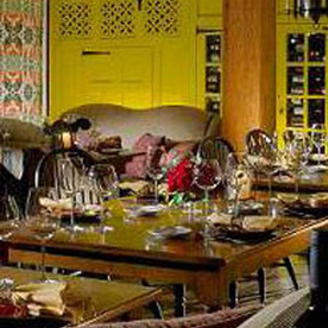 20 Restaurants Near Old Bedford Village Opentable 1796 Room At Bedford Springs