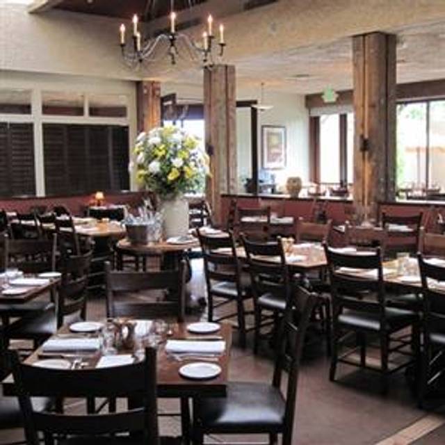 10 Restaurants Near Santa Clara Munil Golf Course Opentable Piatti Santa Clara