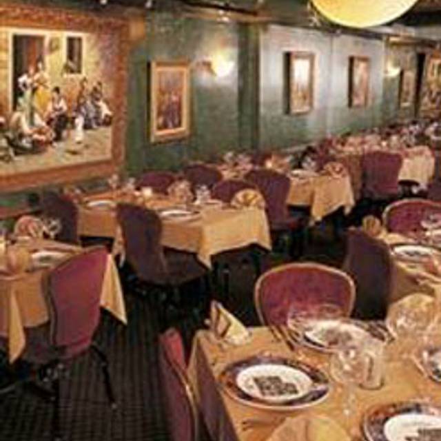 18 Restaurants Near Little Italy In Baltimore Maryland Opentable Da Mimmo Finest Italian Cuisine