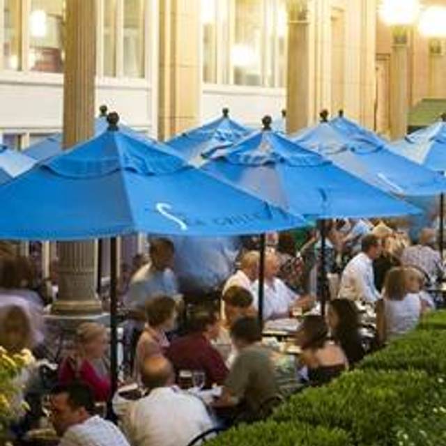20 Restaurants Near Boston Harbor Hotel Opentable Rowes Wharf Sea Grille