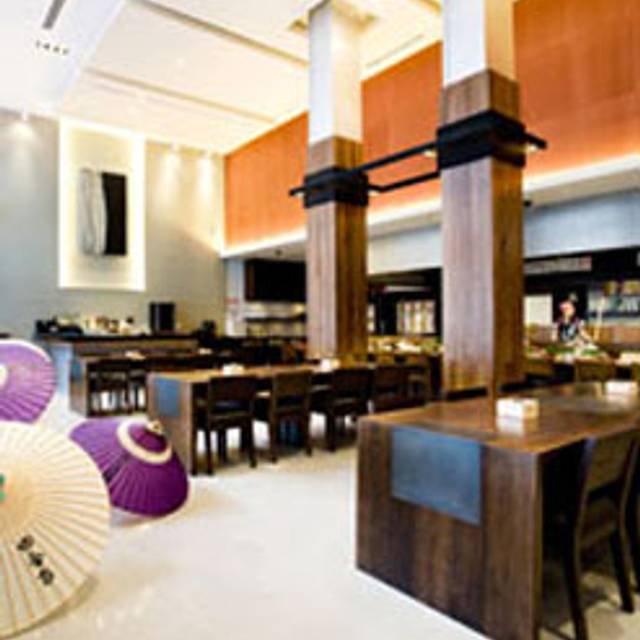 10 Restaurants Near 42nd Street Port Authority Bus Terminal Opentable