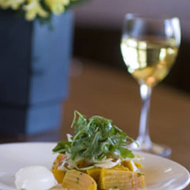 23 Restaurants Near Riverplace Hotel A Kimpton Opentable 23 Restaurants Available Nearby