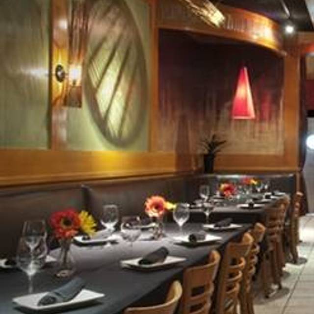 10 Restaurants Near Lincolnshire Marriott Resort Opentable Bowl Lincolnshire