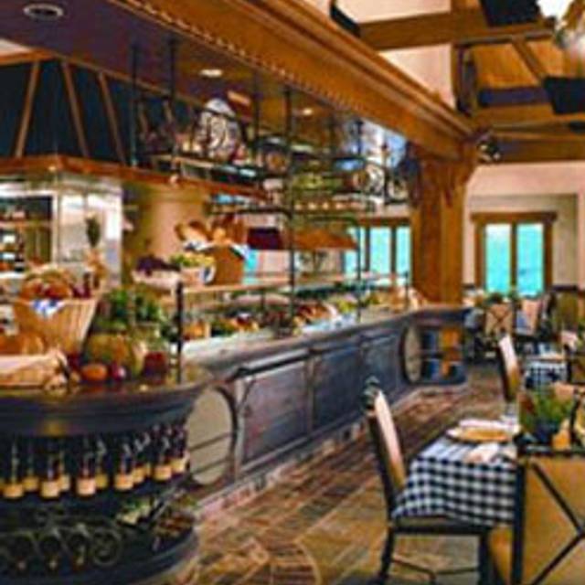 10 Restaurants Near Doubletree By Hilton Biltmore Asheville Opentable The Bistro Biltmore Estate