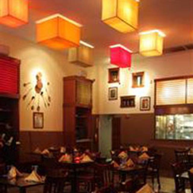 10 Restaurants Near Newport Centre Mall Ping Center Opentable
