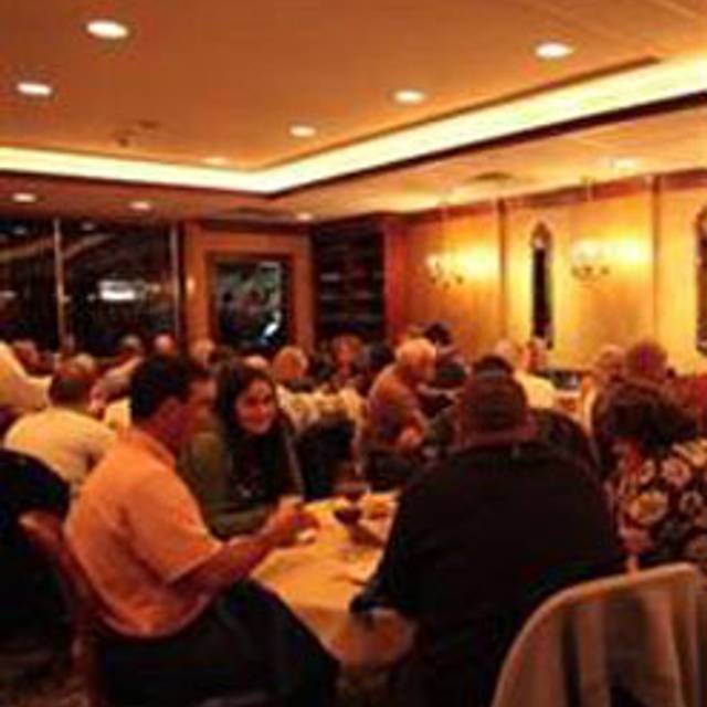 10 Restaurants Near Queens Village Station Opentable King Umberto Restaurant