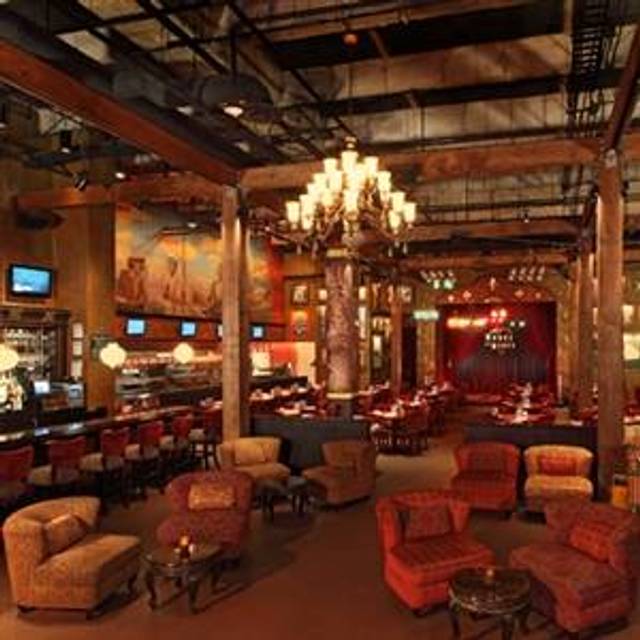 28 Restaurants Near Toyota Center Opentable House Of Blues Restaurant Bar Houston