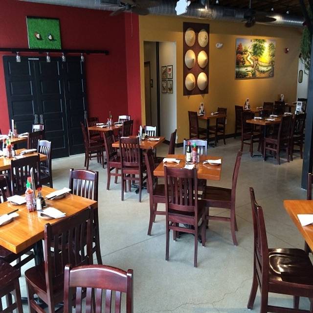 Hue Wauwatosa Restaurant - Wauwatosa, WI | OpenTable