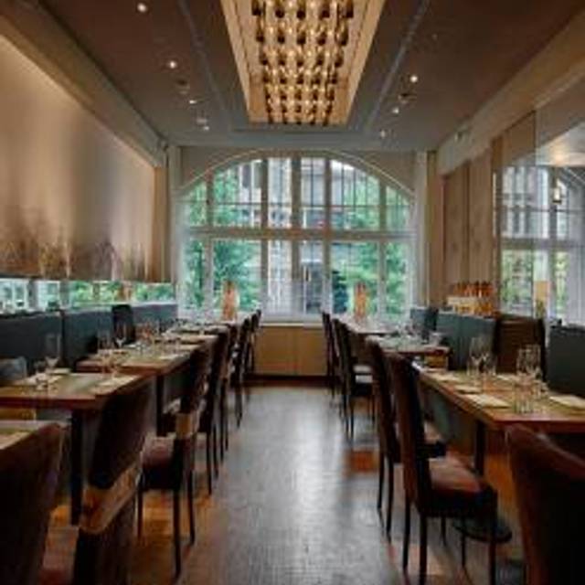 Tschebull - Restaurant, Beisl, Bar