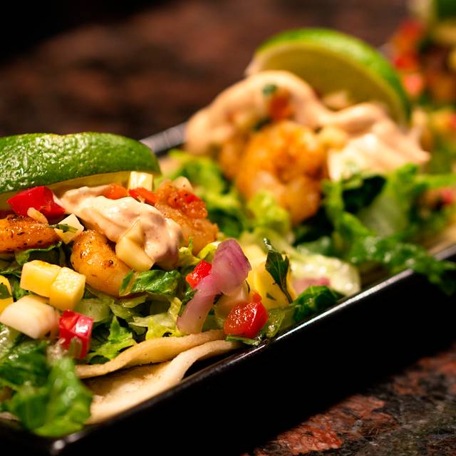 One North Kitchen Bar Chicago Restaurant Info Reviews Photos