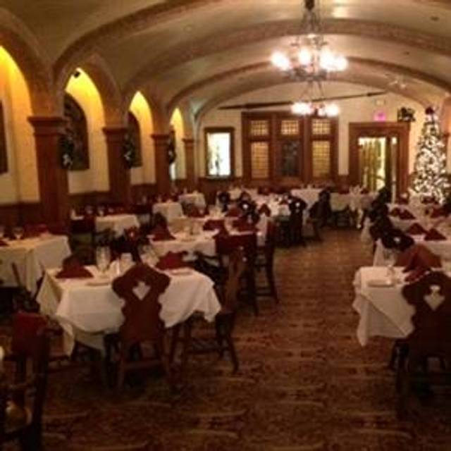 20 Restaurants Near Milwaukee Theatre Opentable