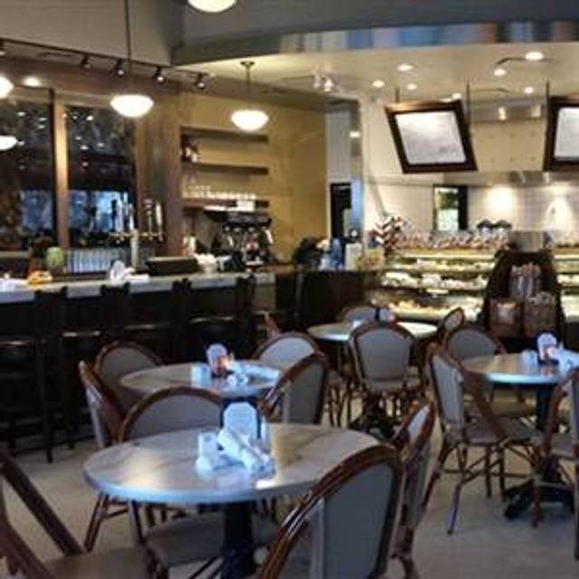 10 Restaurants Near Maple Grove Crossing Ping Center Opentable Patrick S Restaurant Maple Grove