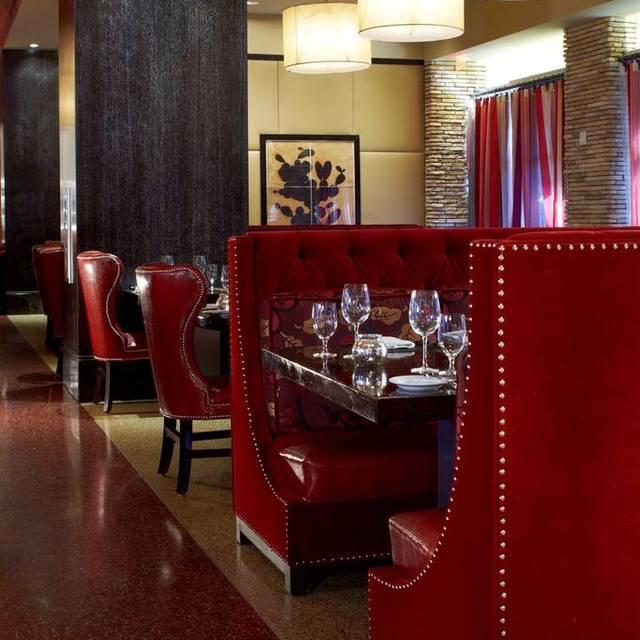 ENVY The Steakhouse at The Renaissance Las Vegas Restaurant - Las Vegas